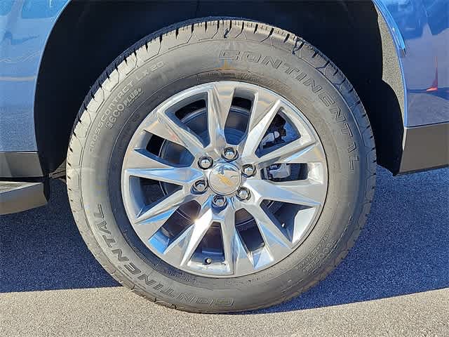 Thumbnail: 2026 Chevrolet Suburban - 7