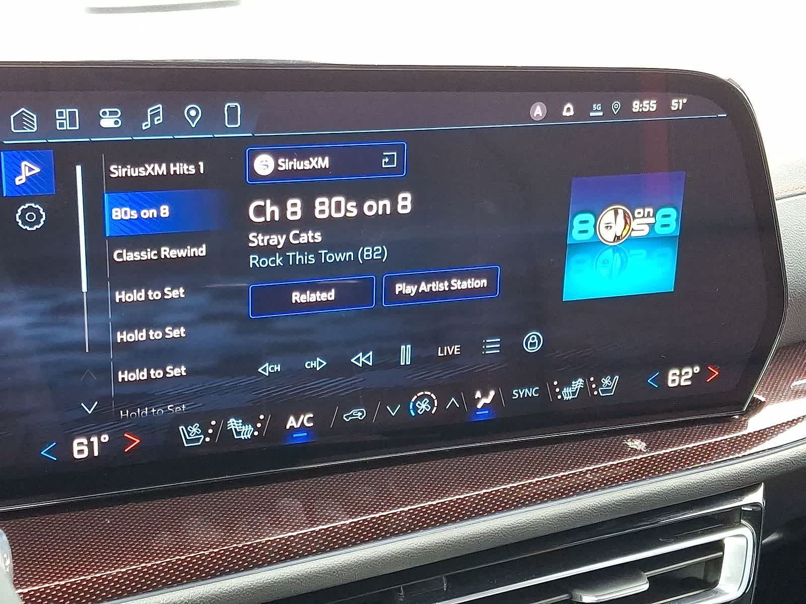 Thumbnail: 2026 Chevrolet Traverse - 19