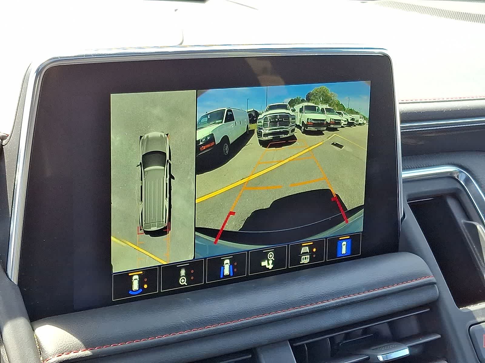 Thumbnail: 2023 Chevrolet Tahoe - 21