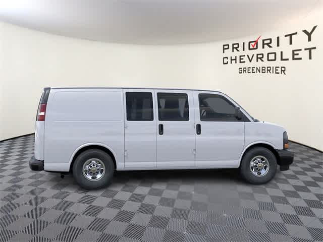 Thumbnail: 2025 Chevrolet Express - 5