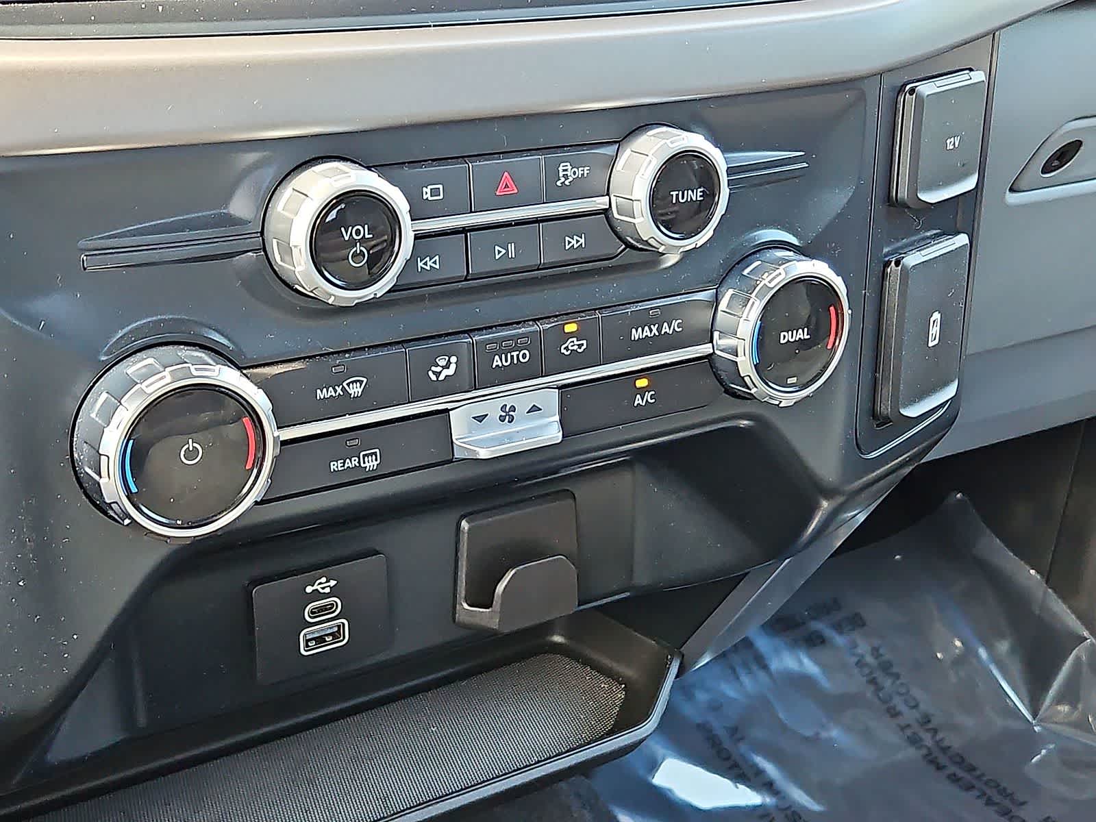 Thumbnail: 2025 Ford F-150 - 21