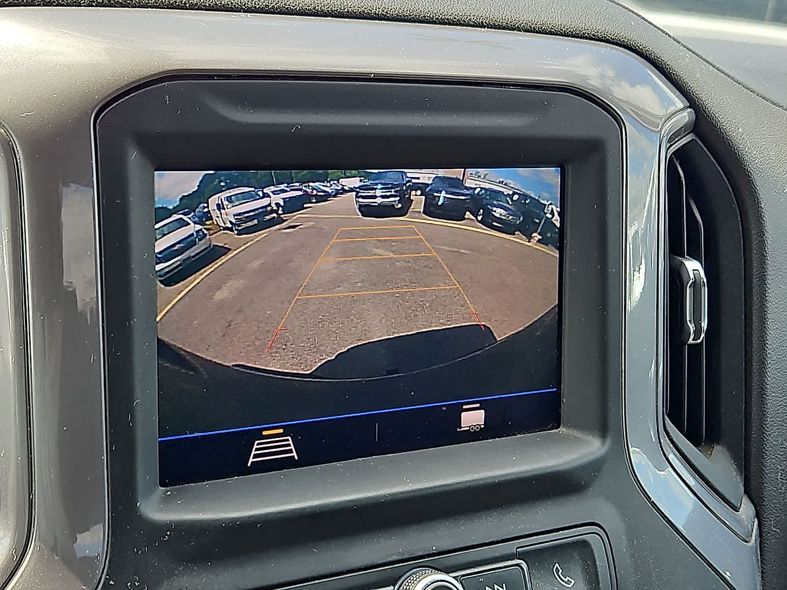 Thumbnail: 2021 Chevrolet Silverado 1500 - 20