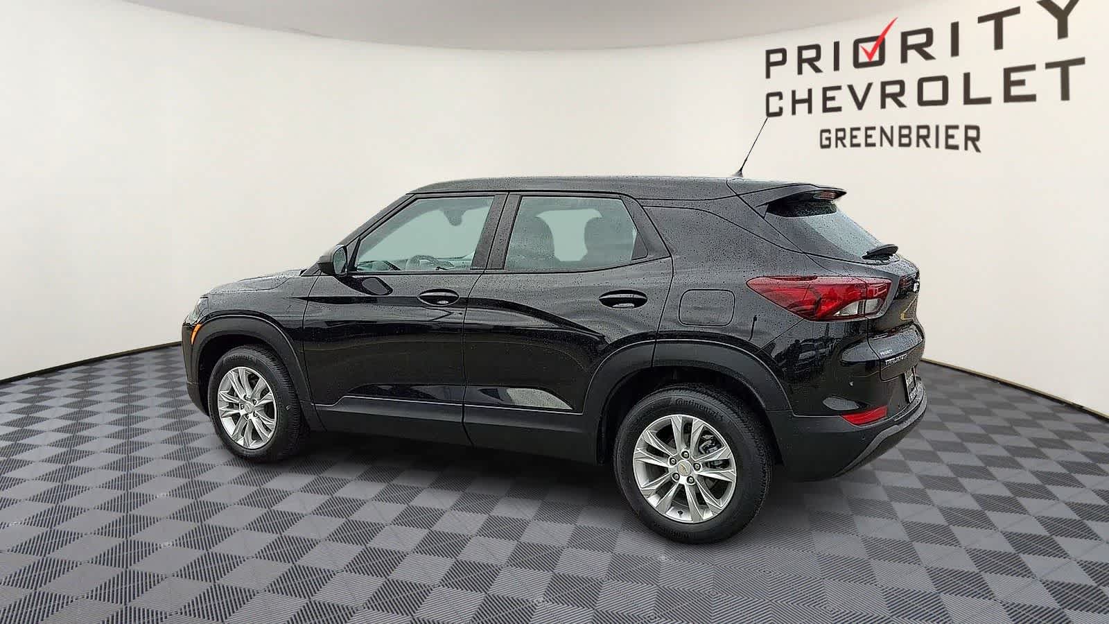 Thumbnail: 2021 Chevrolet TrailBlazer - 6