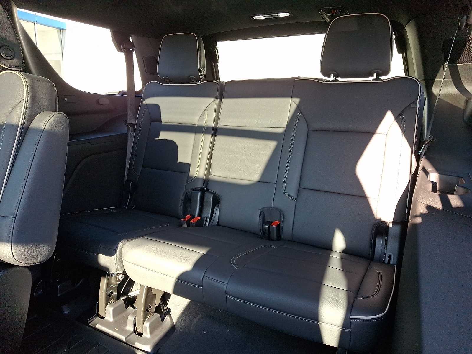 Thumbnail: 2026 Chevrolet Tahoe - 9