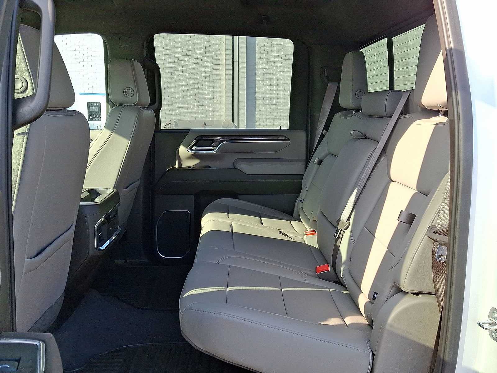 Thumbnail: 2024 Chevrolet Silverado 2500 - 30