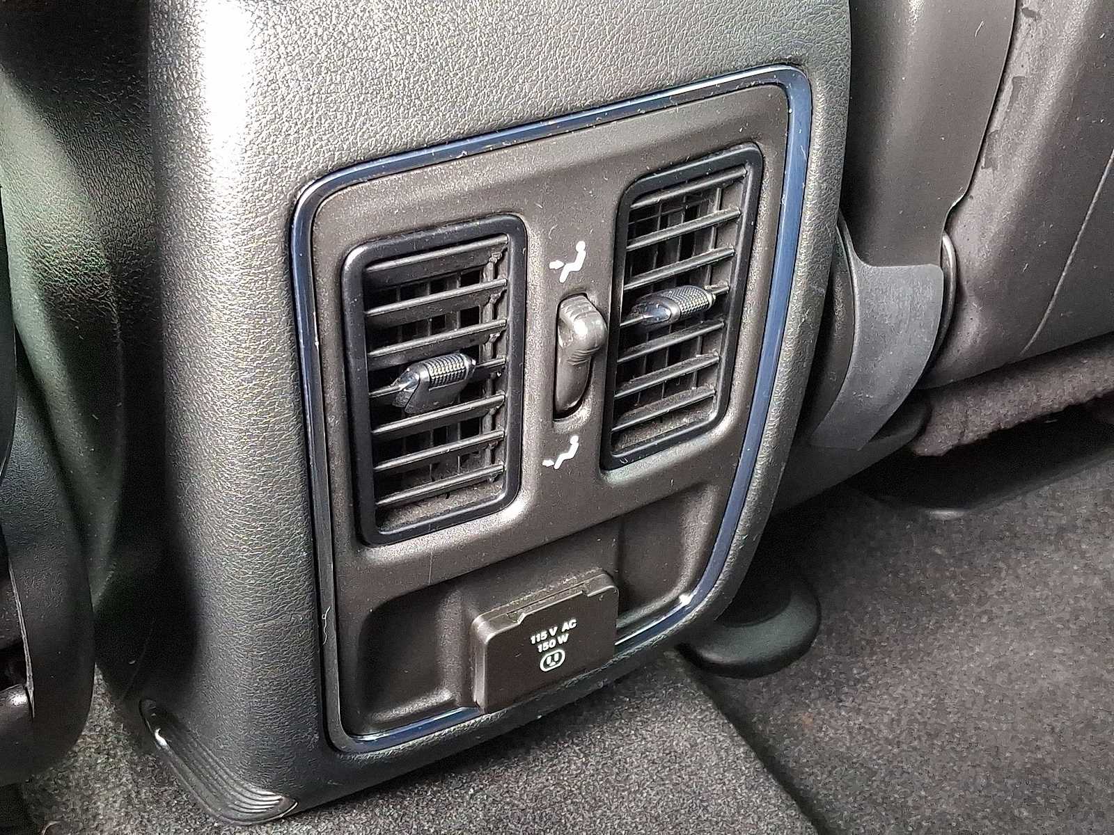 Thumbnail: 2022 Jeep Grand Cherokee - 27