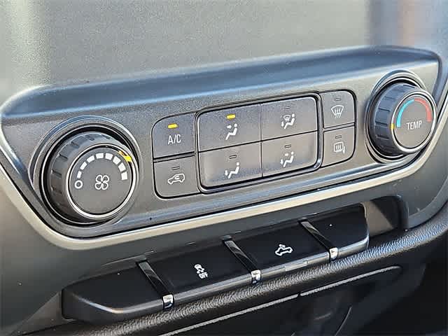 Thumbnail: 2016 Chevrolet Silverado 1500 - 22