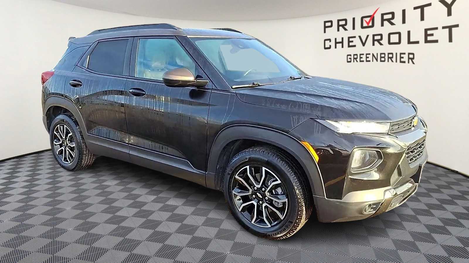 Thumbnail: 2022 Chevrolet TrailBlazer - 2