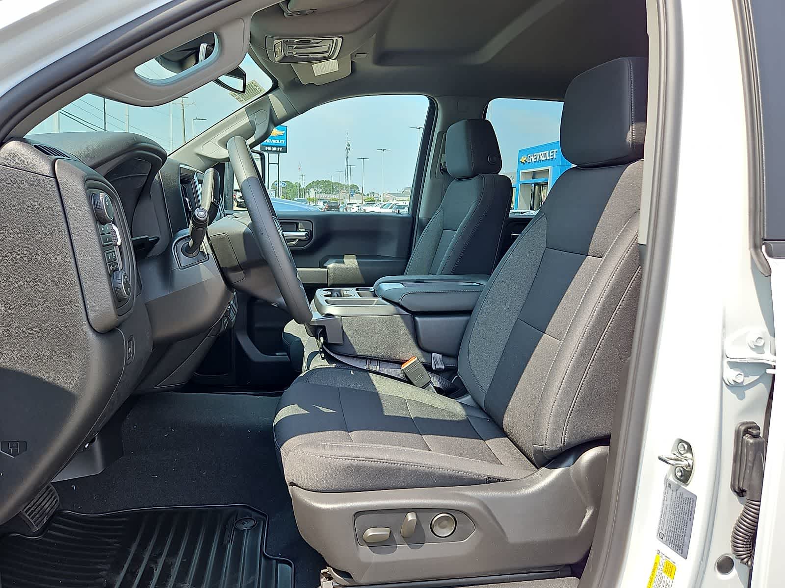 Thumbnail: 2026 Chevrolet Silverado 2500 - 11