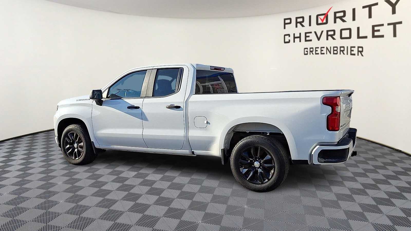 Thumbnail: 2020 Chevrolet Silverado 1500 - 6
