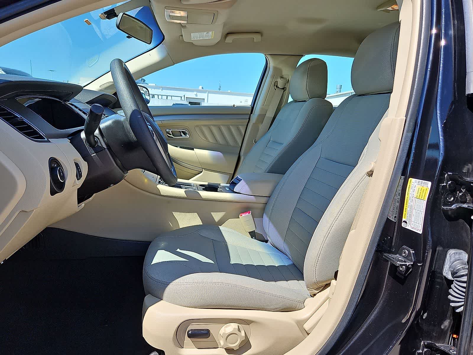 Thumbnail: 2018 Ford Taurus - 23