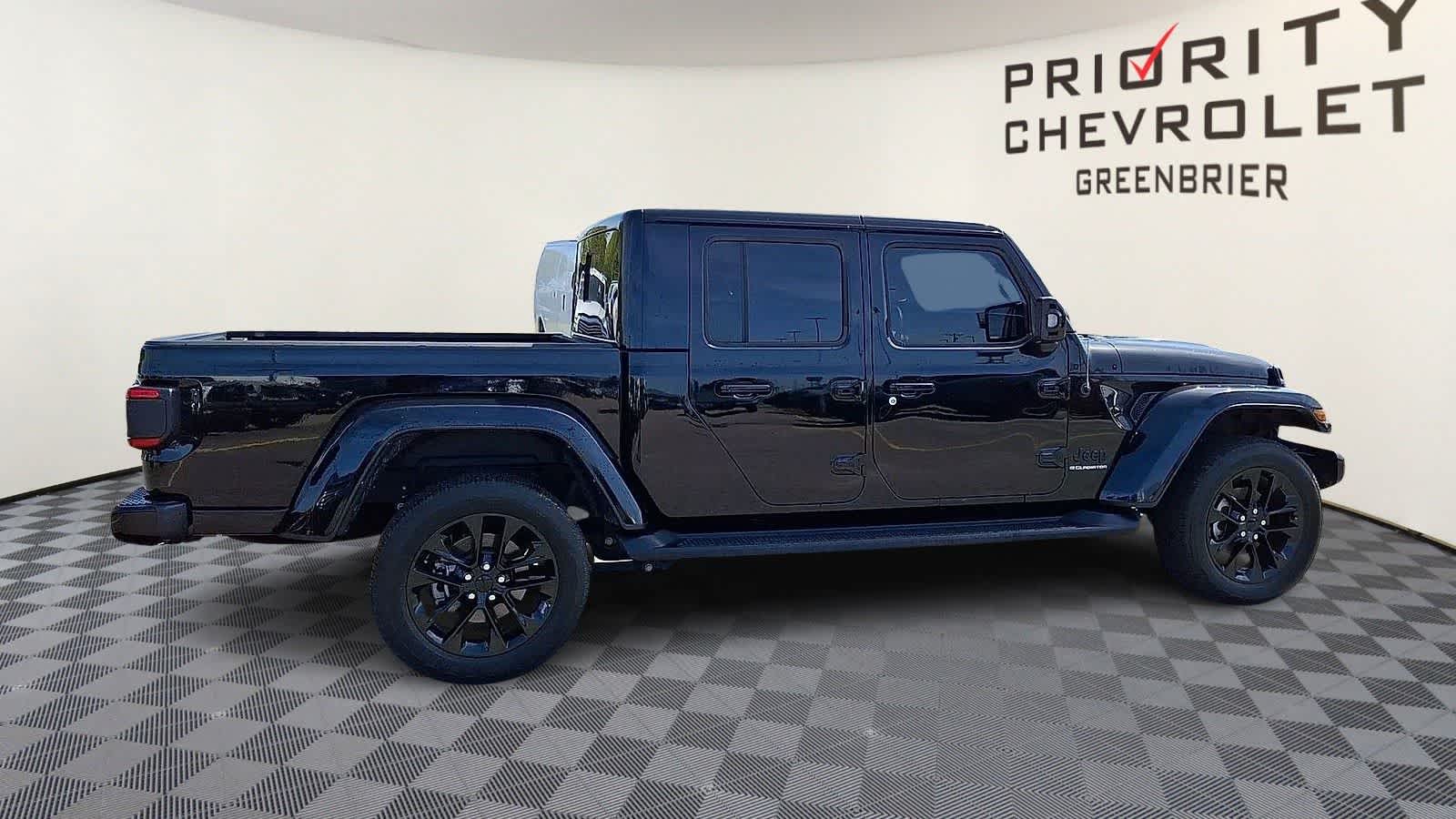 Thumbnail: 2023 Jeep Gladiator - 9