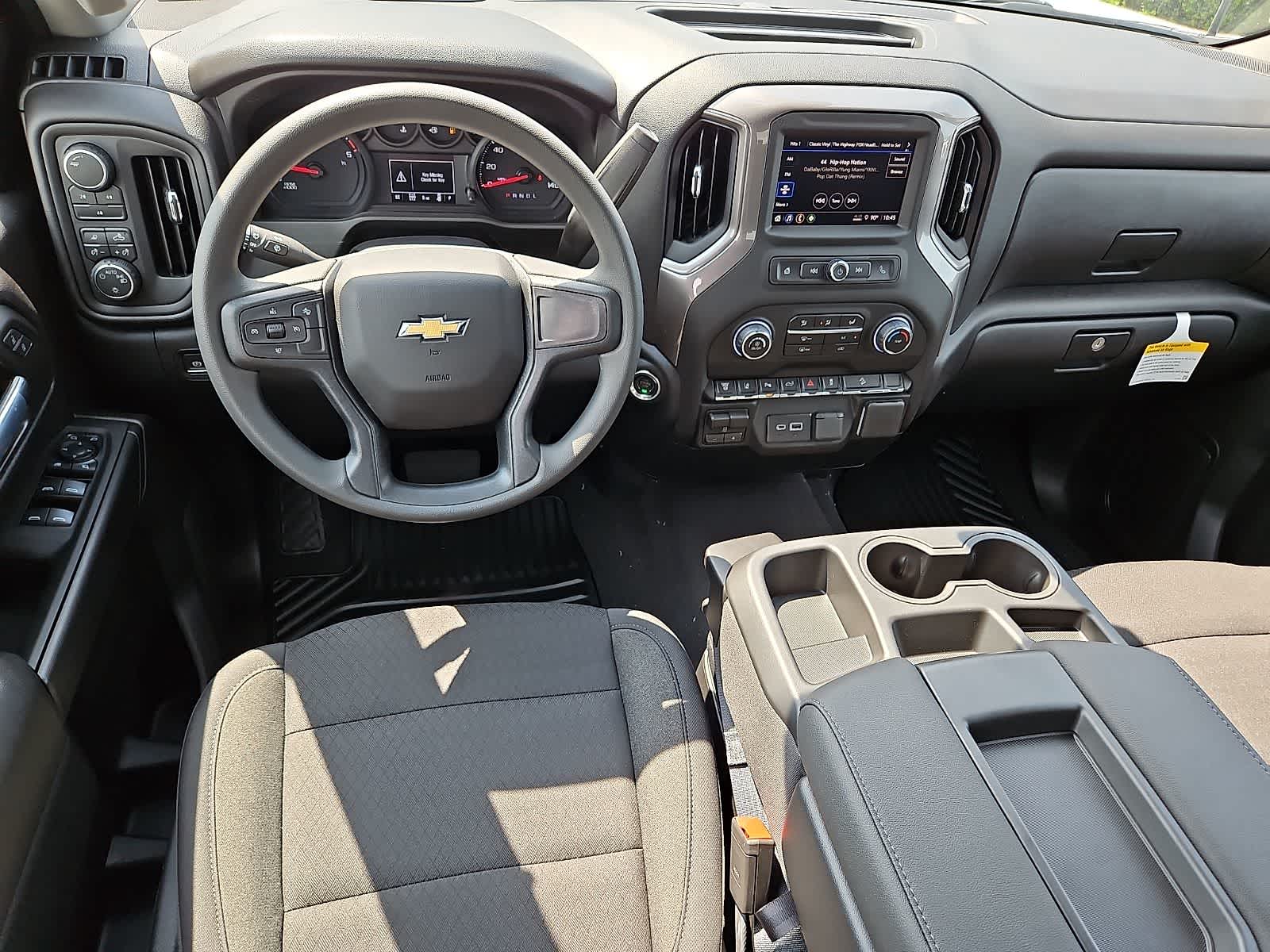 Thumbnail: 2026 Chevrolet Silverado 2500 - 9