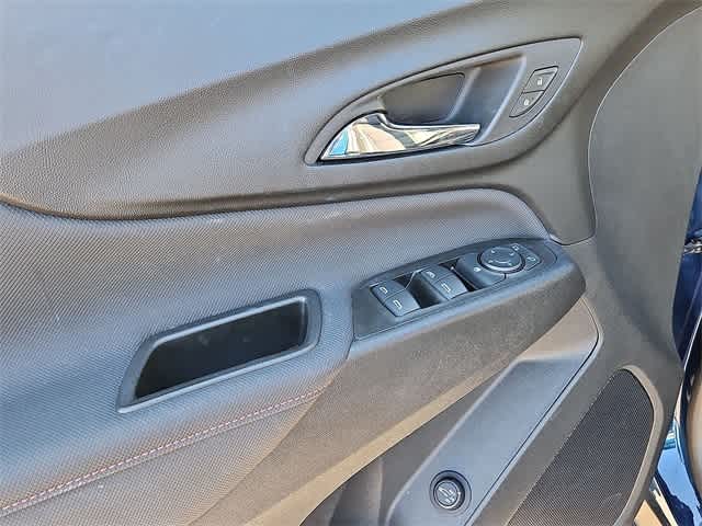 Thumbnail: 2022 Chevrolet Equinox - 29