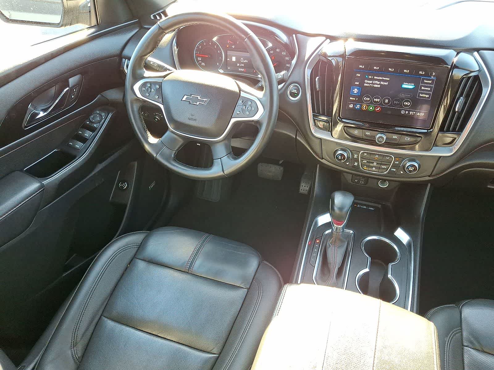 Thumbnail: 2023 Chevrolet Traverse - 10