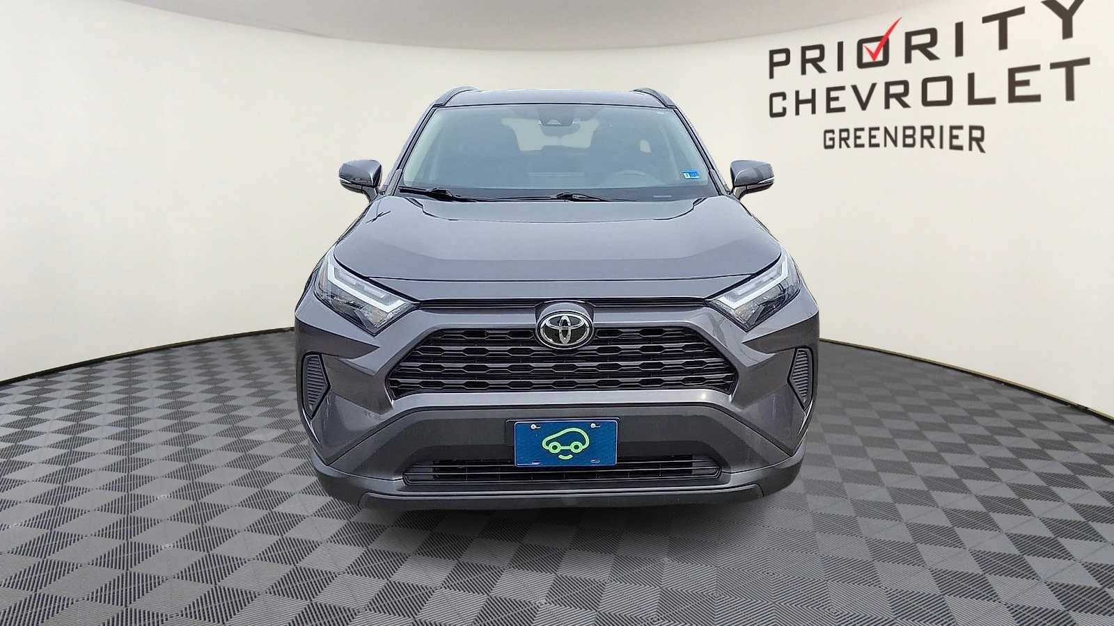 Thumbnail: 2022 Toyota RAV4 - 3