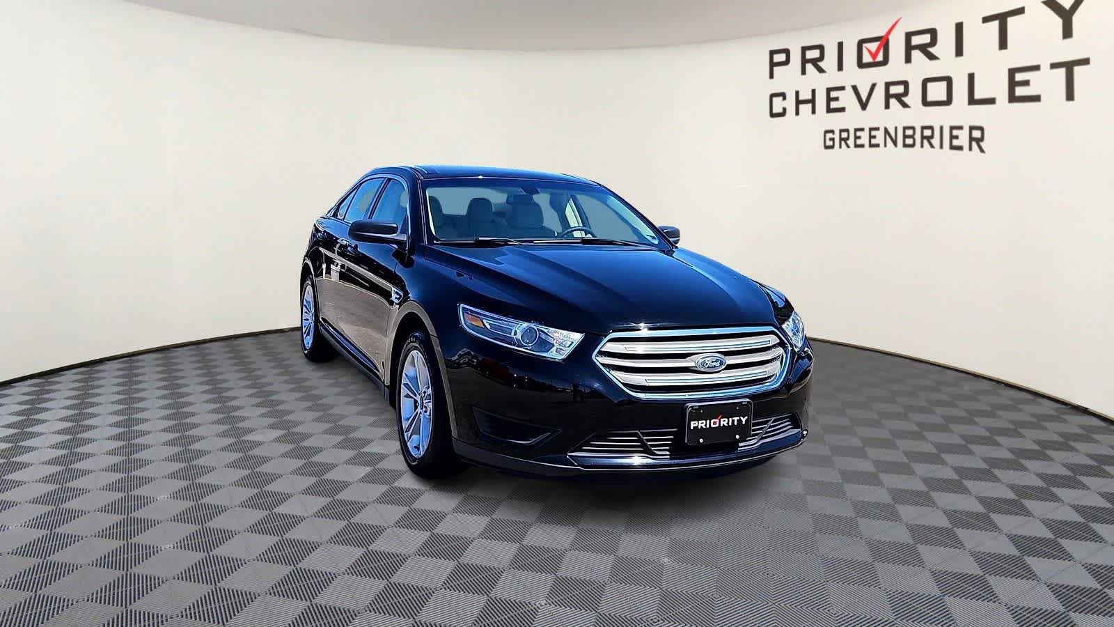 Thumbnail: 2018 Ford Taurus - 3