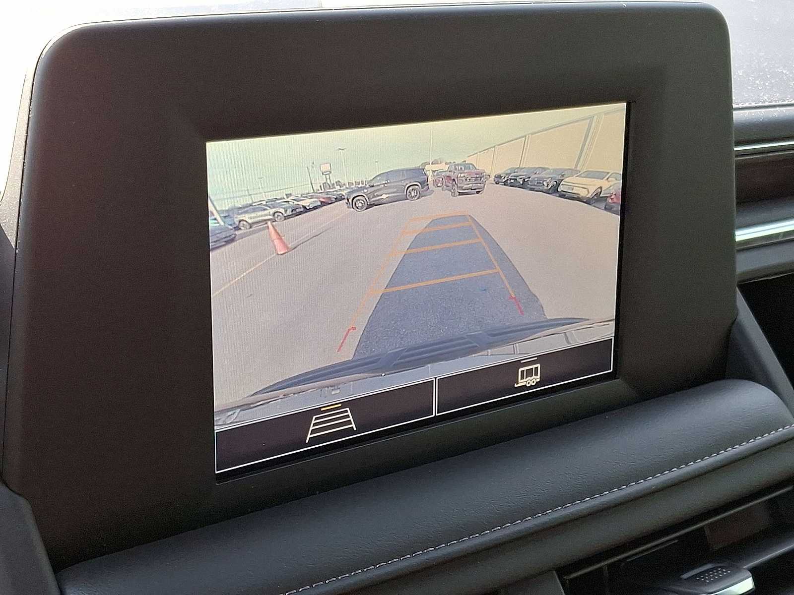 Thumbnail: 2024 Chevrolet Suburban - 20