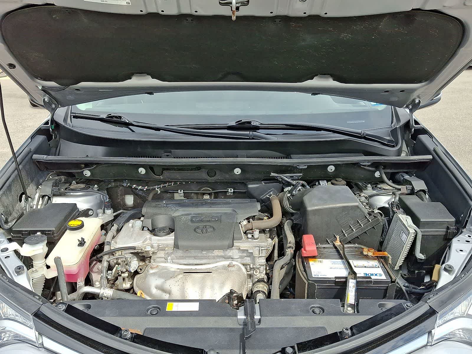 Thumbnail: 2018 Toyota RAV4 - 35