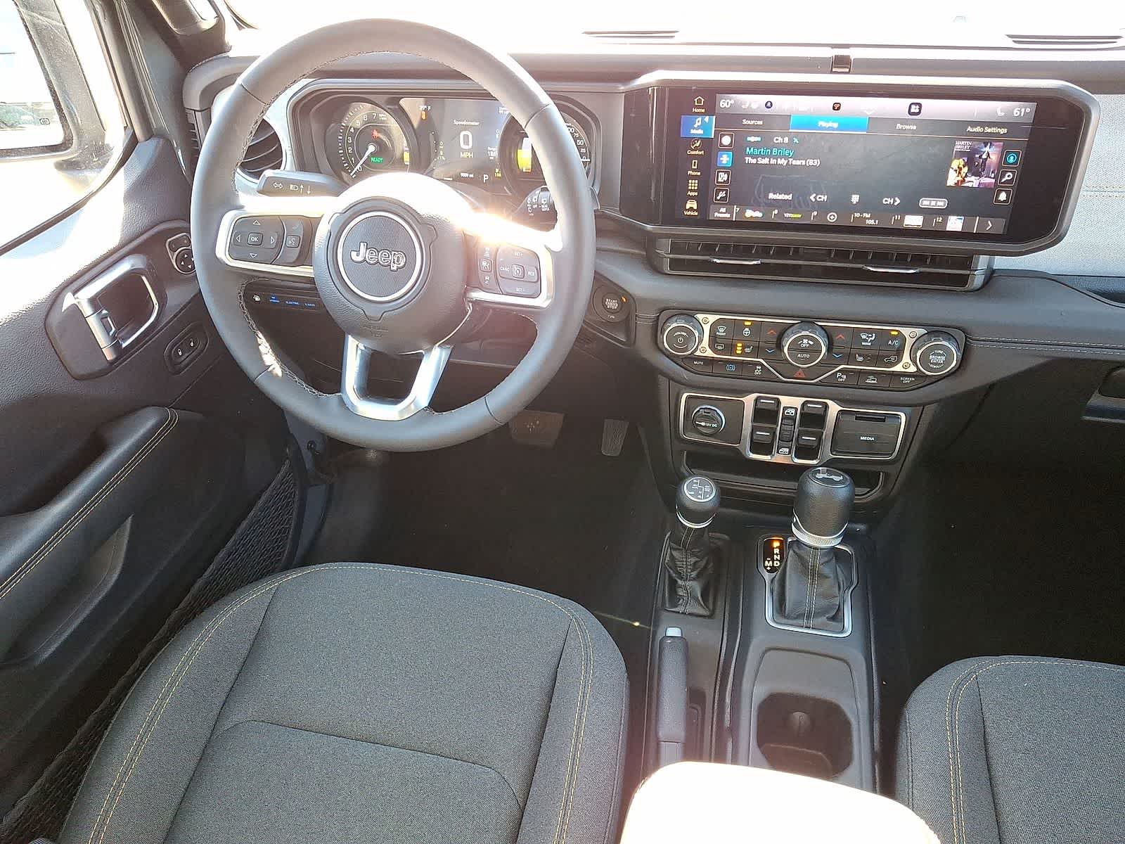 Thumbnail: 2025 Jeep Wrangler - 10