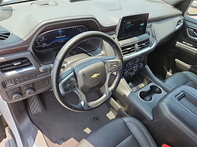 2023 Chevrolet Suburban LT 16