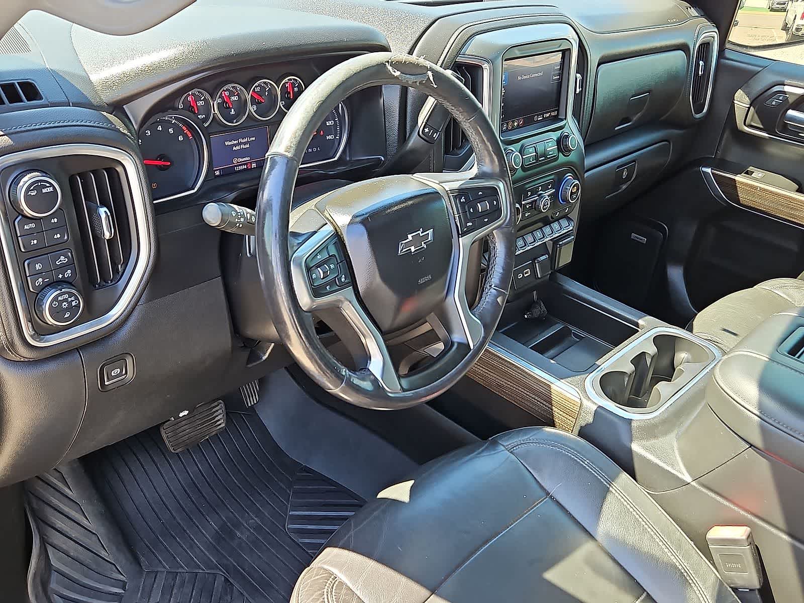 Thumbnail: 2020 Chevrolet Silverado 1500 - 16