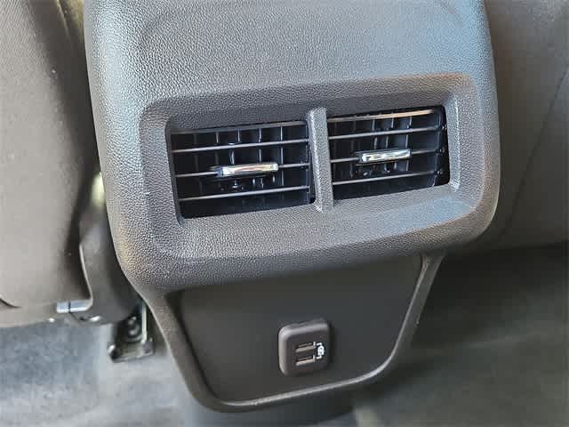 Thumbnail: 2023 Chevrolet Equinox - 26