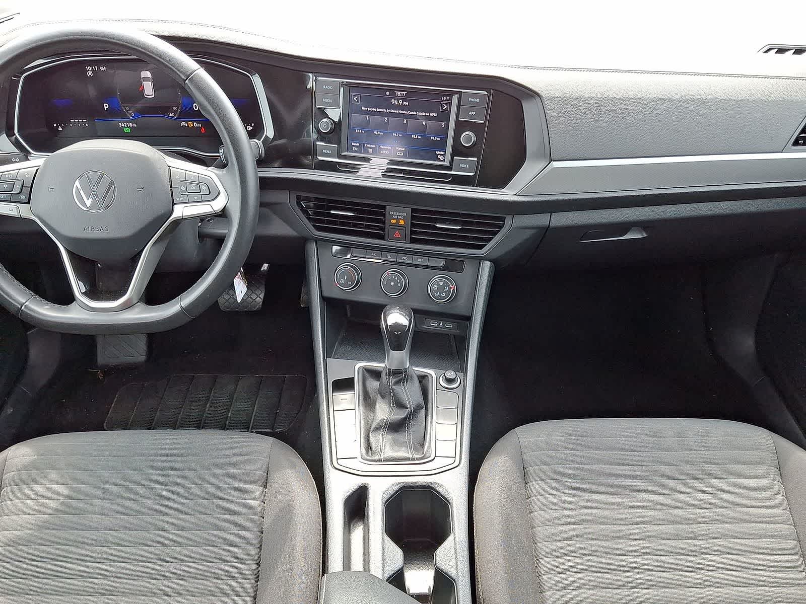 Thumbnail: 2024 Volkswagen Jetta - 24