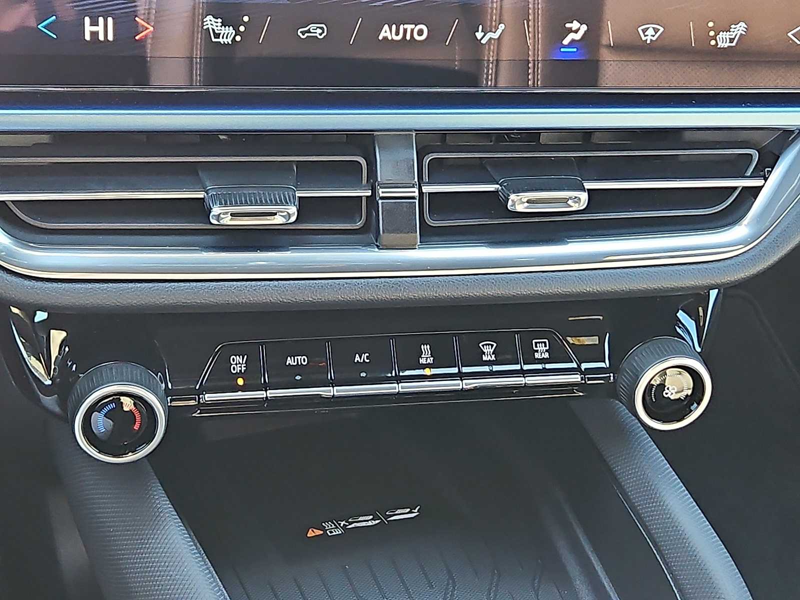 Thumbnail: 2026 Chevrolet Equinox - 13