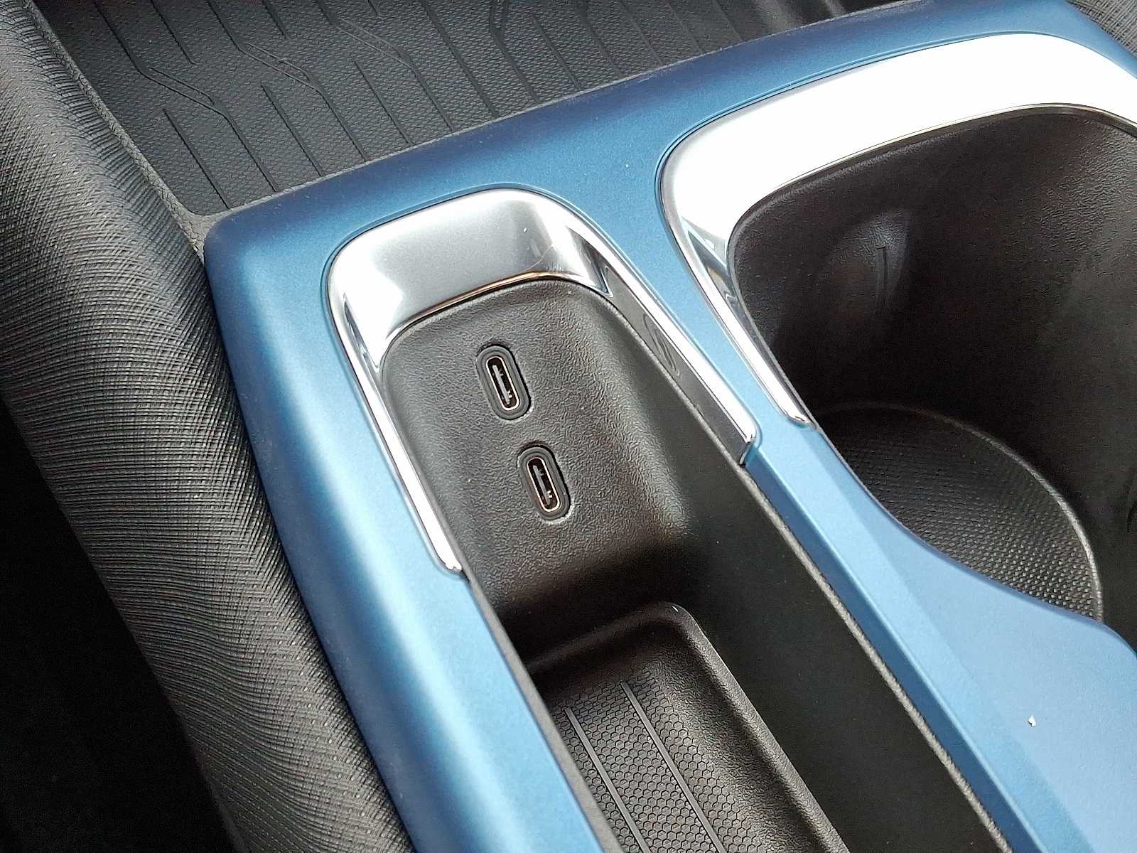 Thumbnail: 2026 Chevrolet Equinox - 16