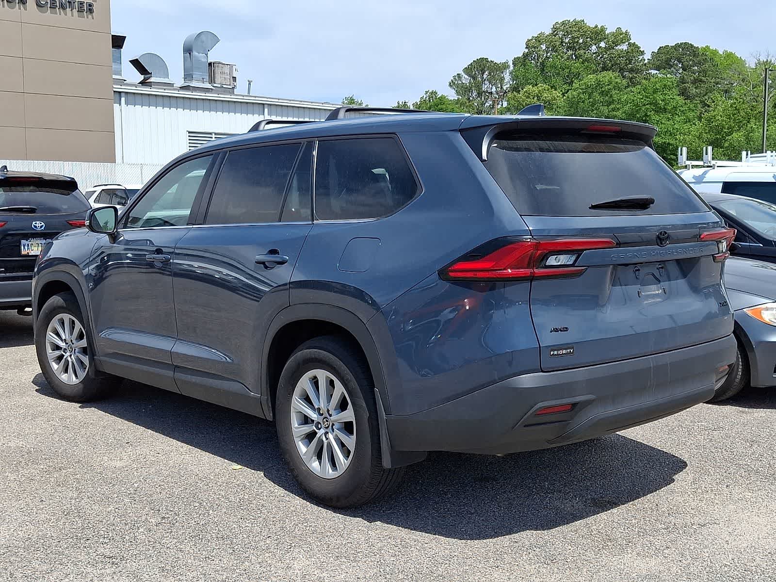 Thumbnail: 2024 Toyota Grand Highlander - 4