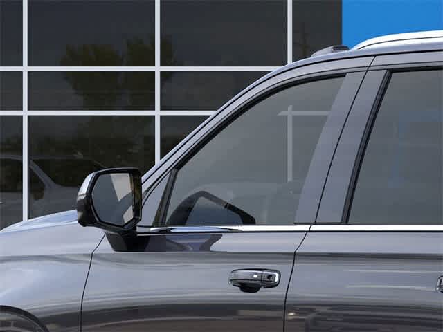 2025 Chevrolet Suburban Premier 12