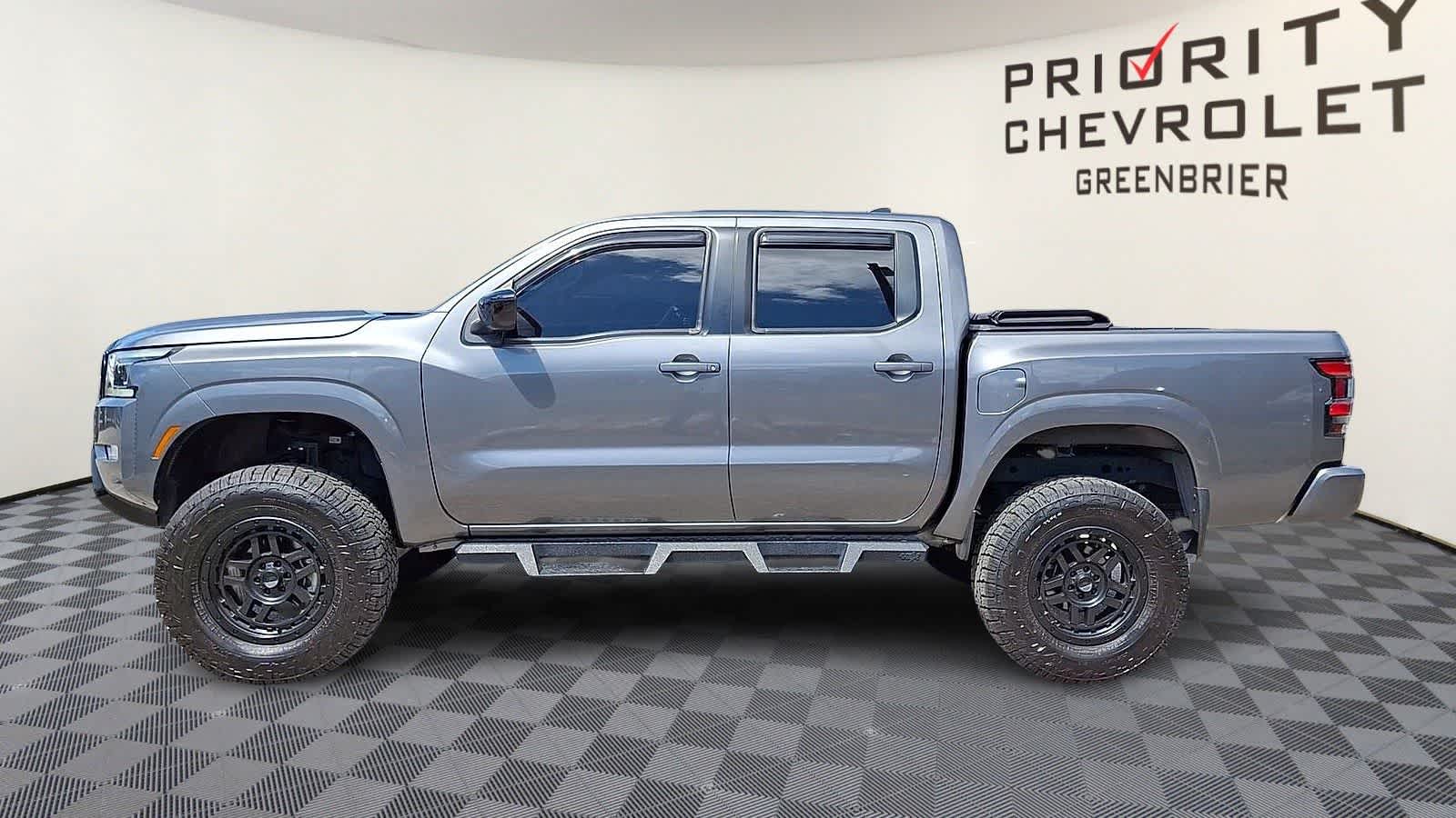 Thumbnail: 2023 Nissan Frontier - 4