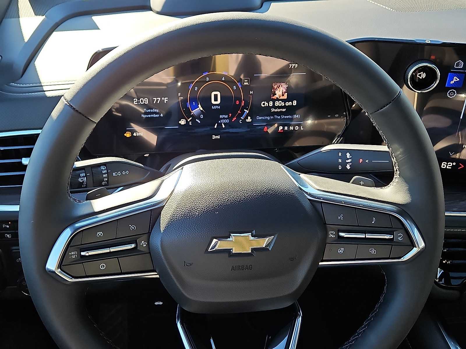 Thumbnail: 2026 Chevrolet Suburban - 15