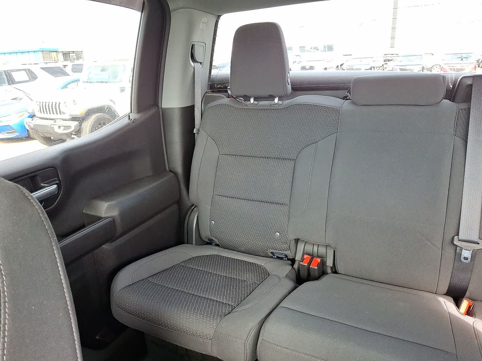 Thumbnail: 2021 Chevrolet Silverado 1500 - 13