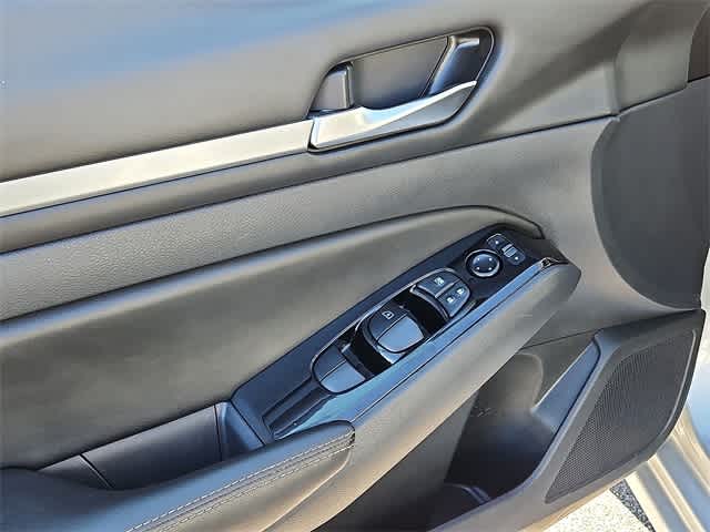 Thumbnail: 2023 Nissan Altima - 27