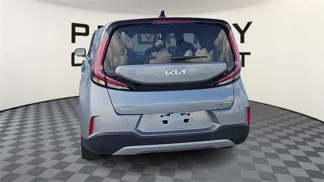 Thumbnail: 2023 Kia Soul - 7