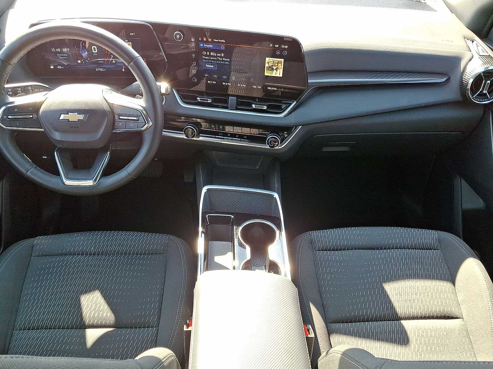 Thumbnail: 2025 Chevrolet Equinox - 25