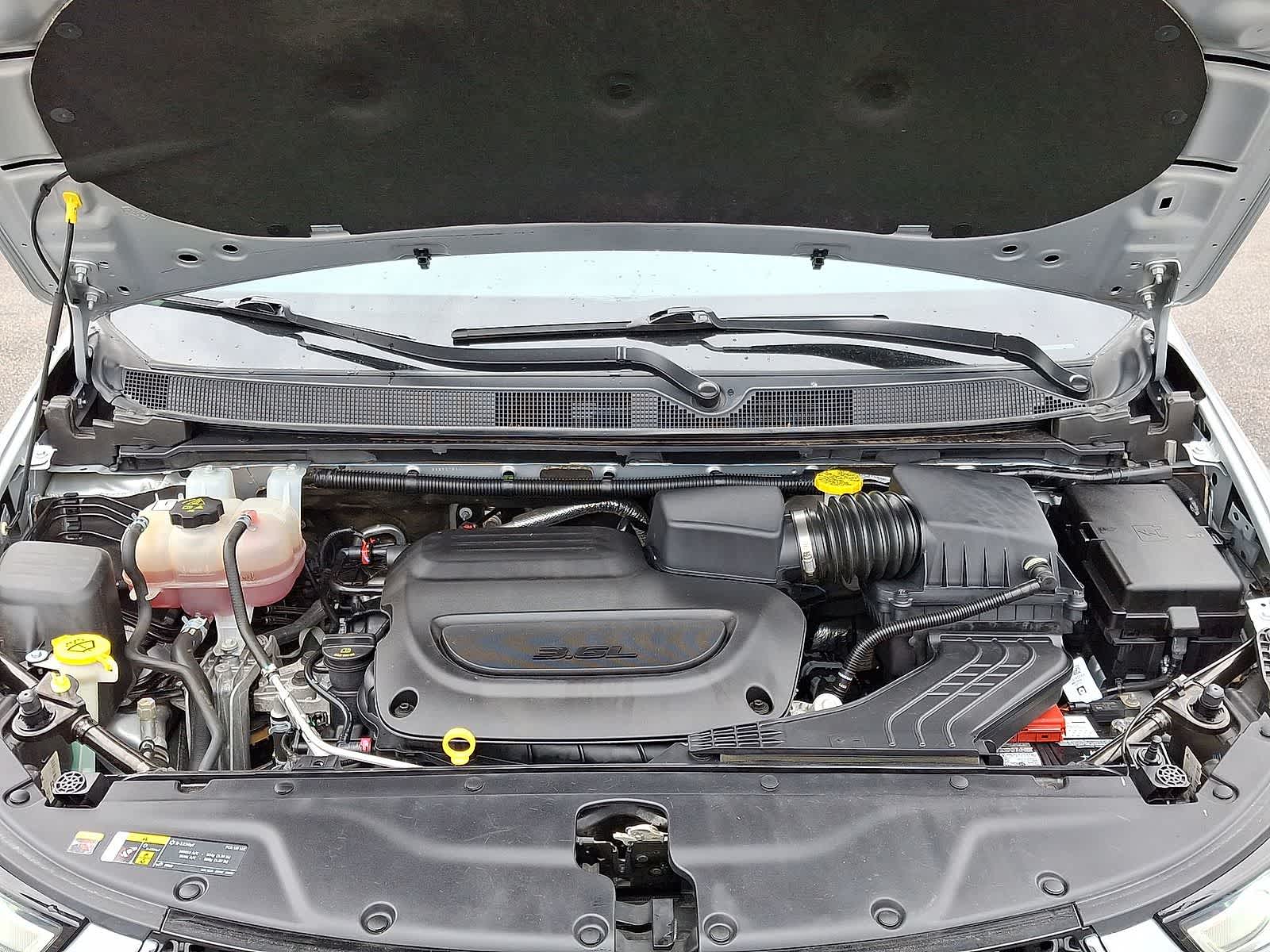 Thumbnail: 2023 Chrysler Pacifica - 26