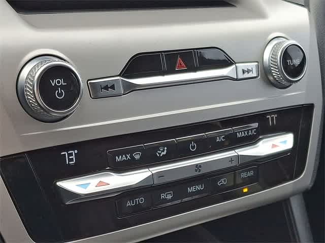 Thumbnail: 2020 Ford Explorer - 22