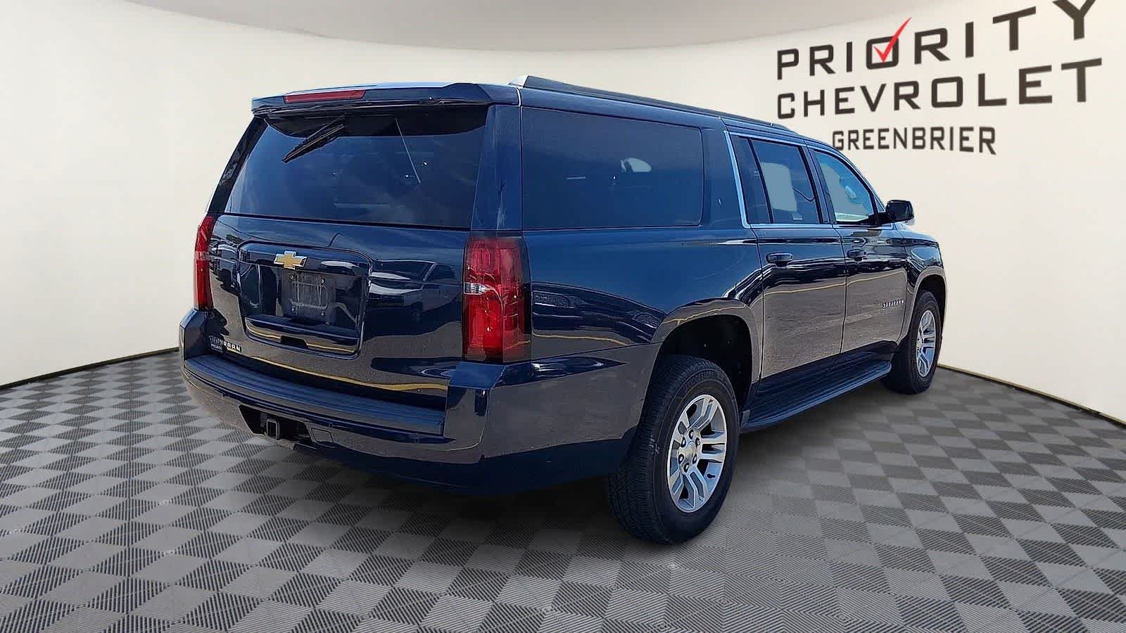 Thumbnail: 2020 Chevrolet Suburban - 8