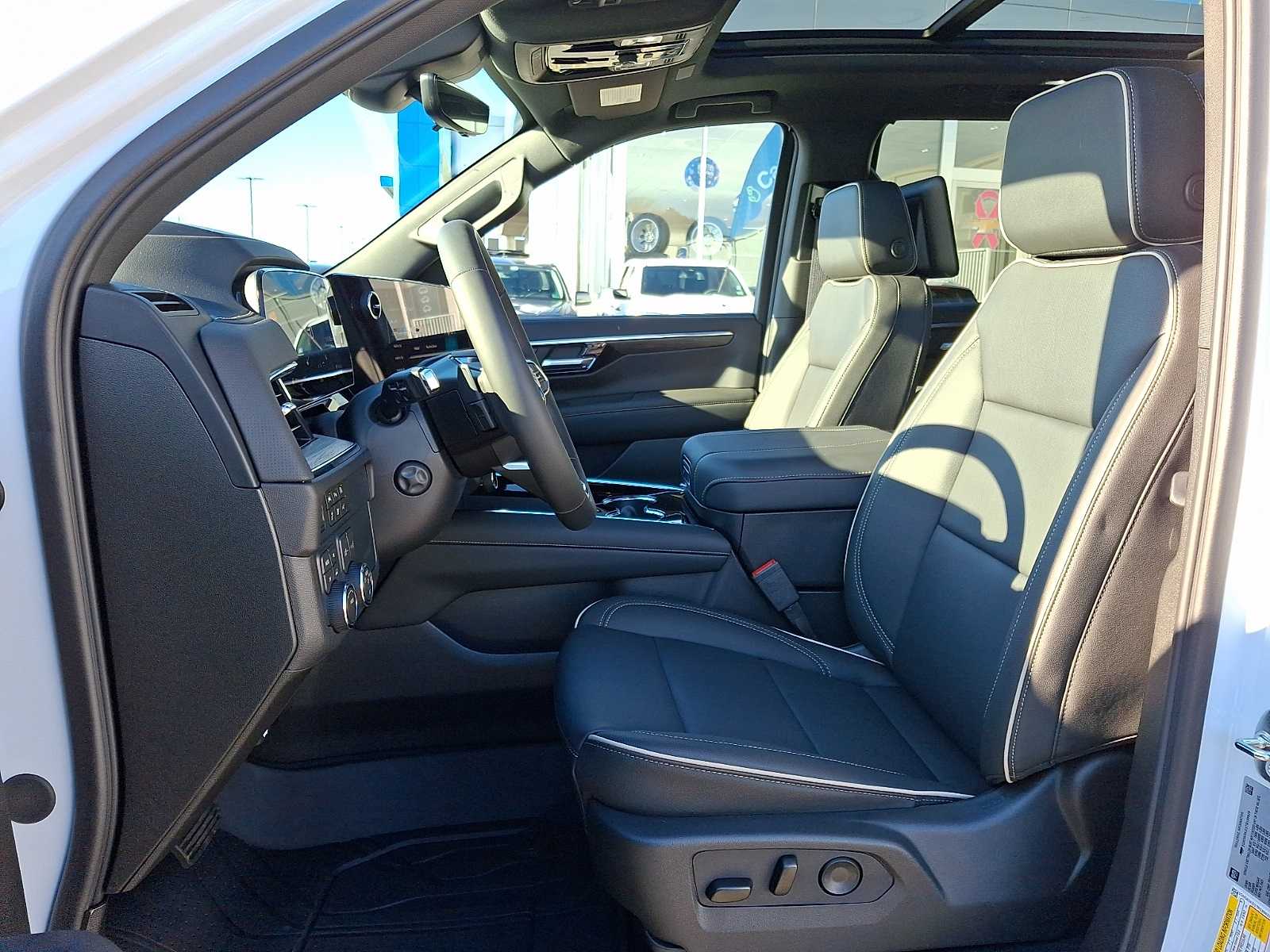 Thumbnail: 2026 Chevrolet Tahoe - 12