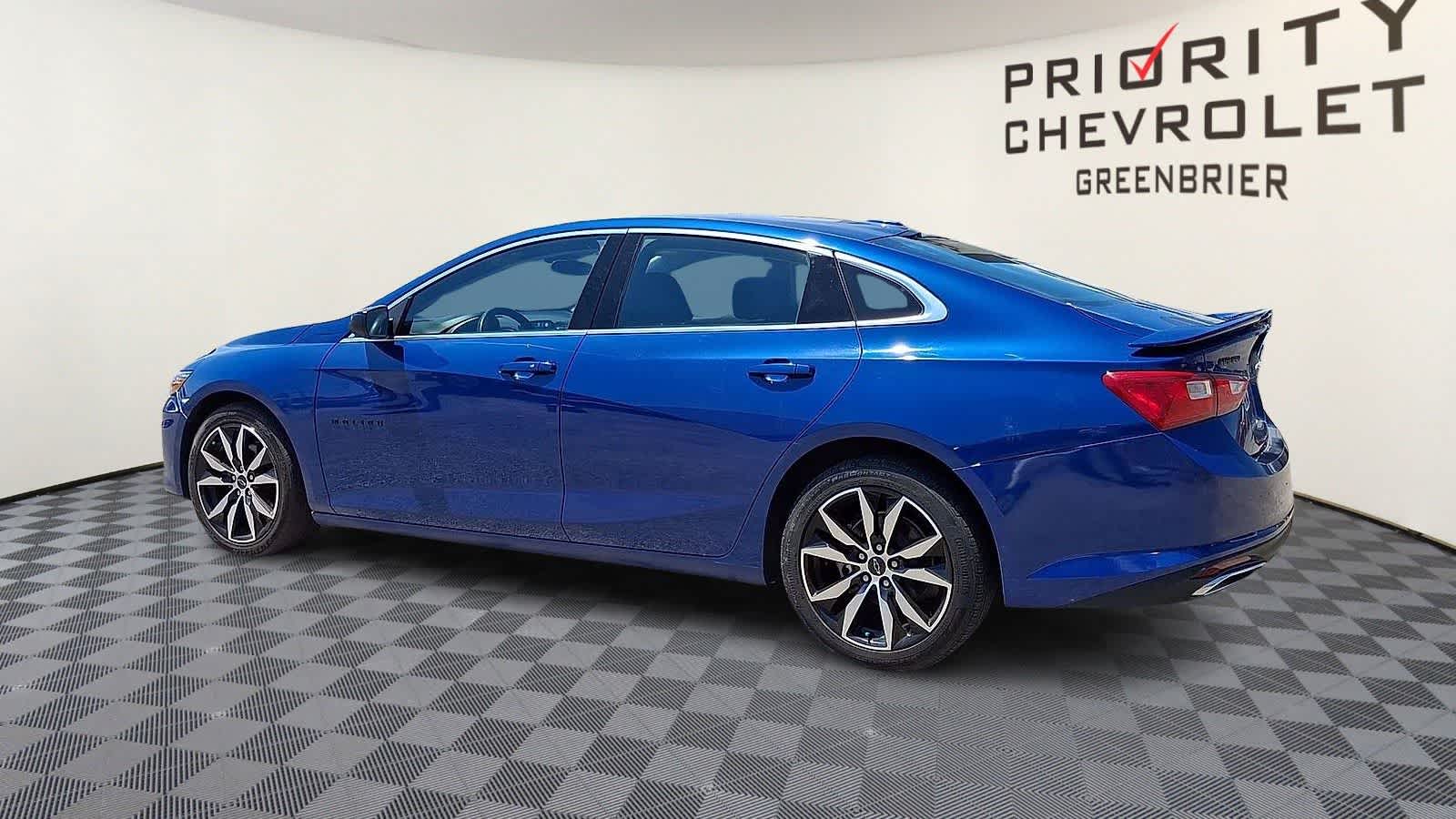 Thumbnail: 2023 Chevrolet Malibu - 6