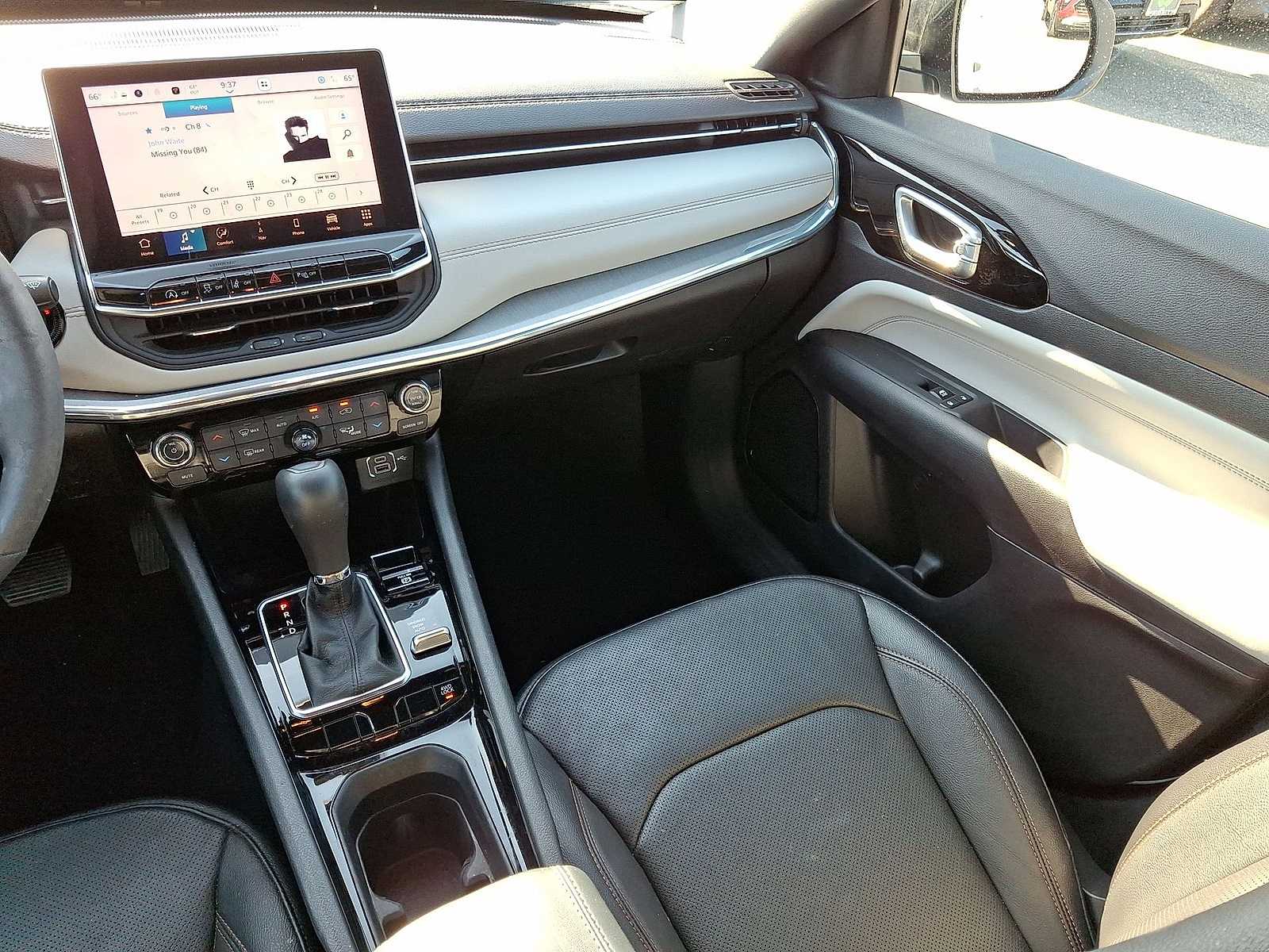 Thumbnail: 2024 Jeep Compass - 12