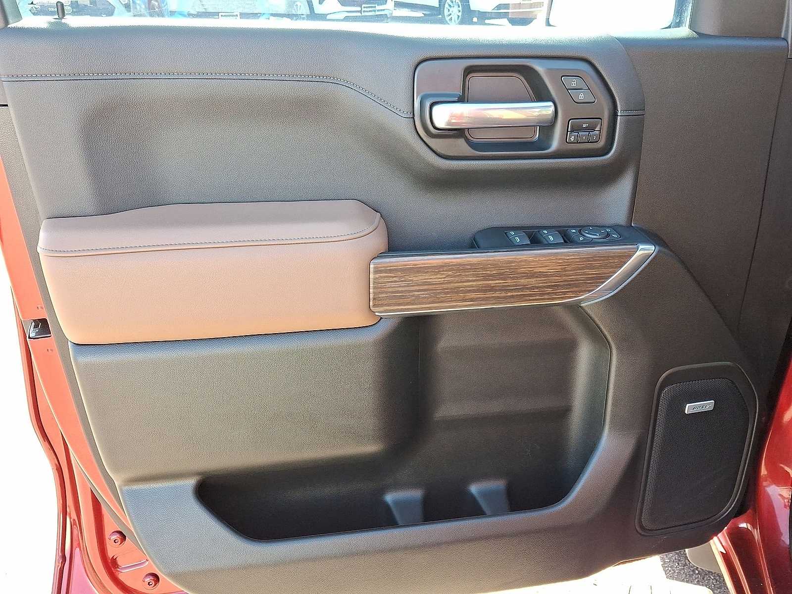 Thumbnail: 2022 Chevrolet Silverado 1500 - 28