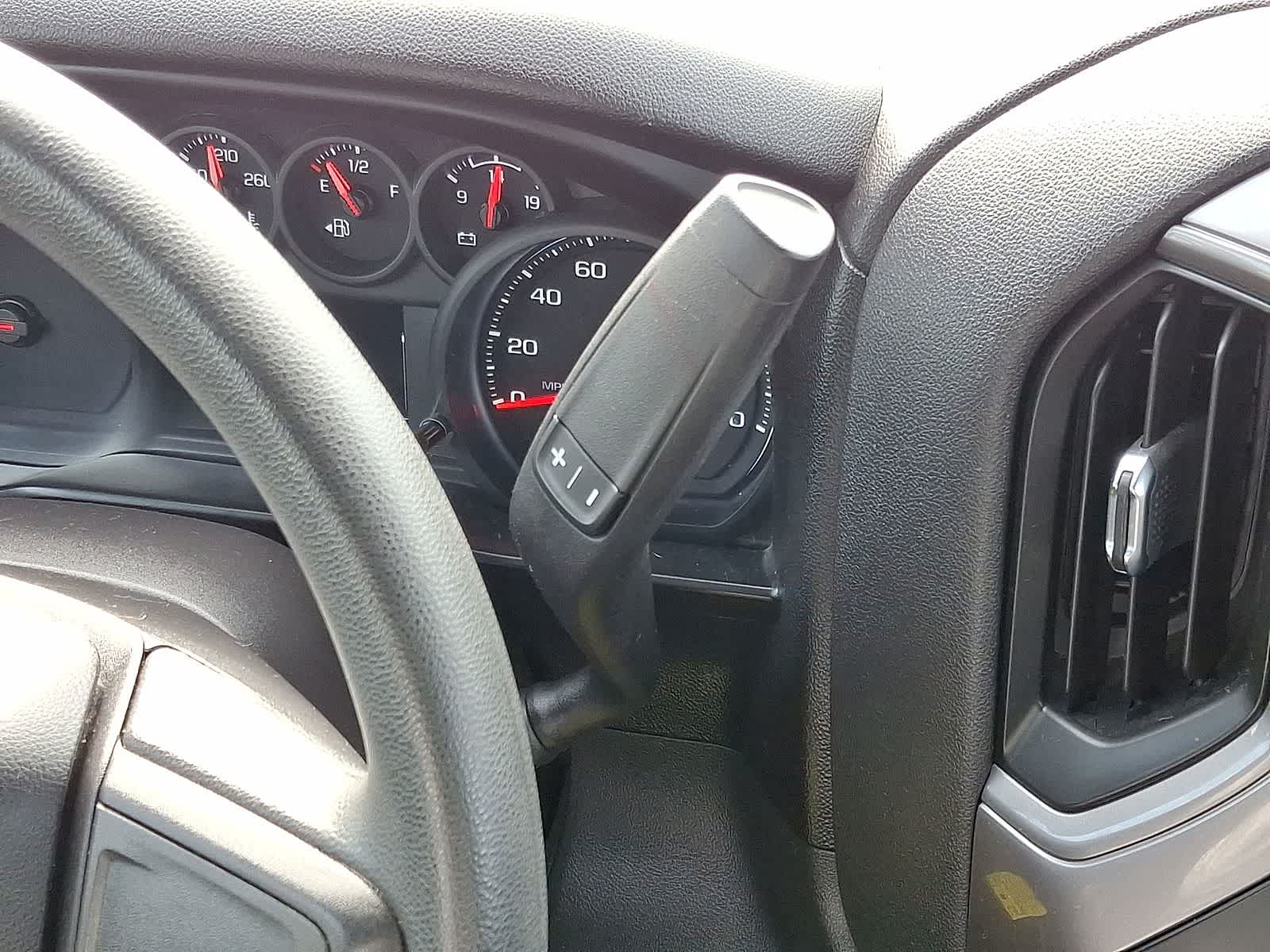 Thumbnail: 2021 Chevrolet Silverado 1500 - 21