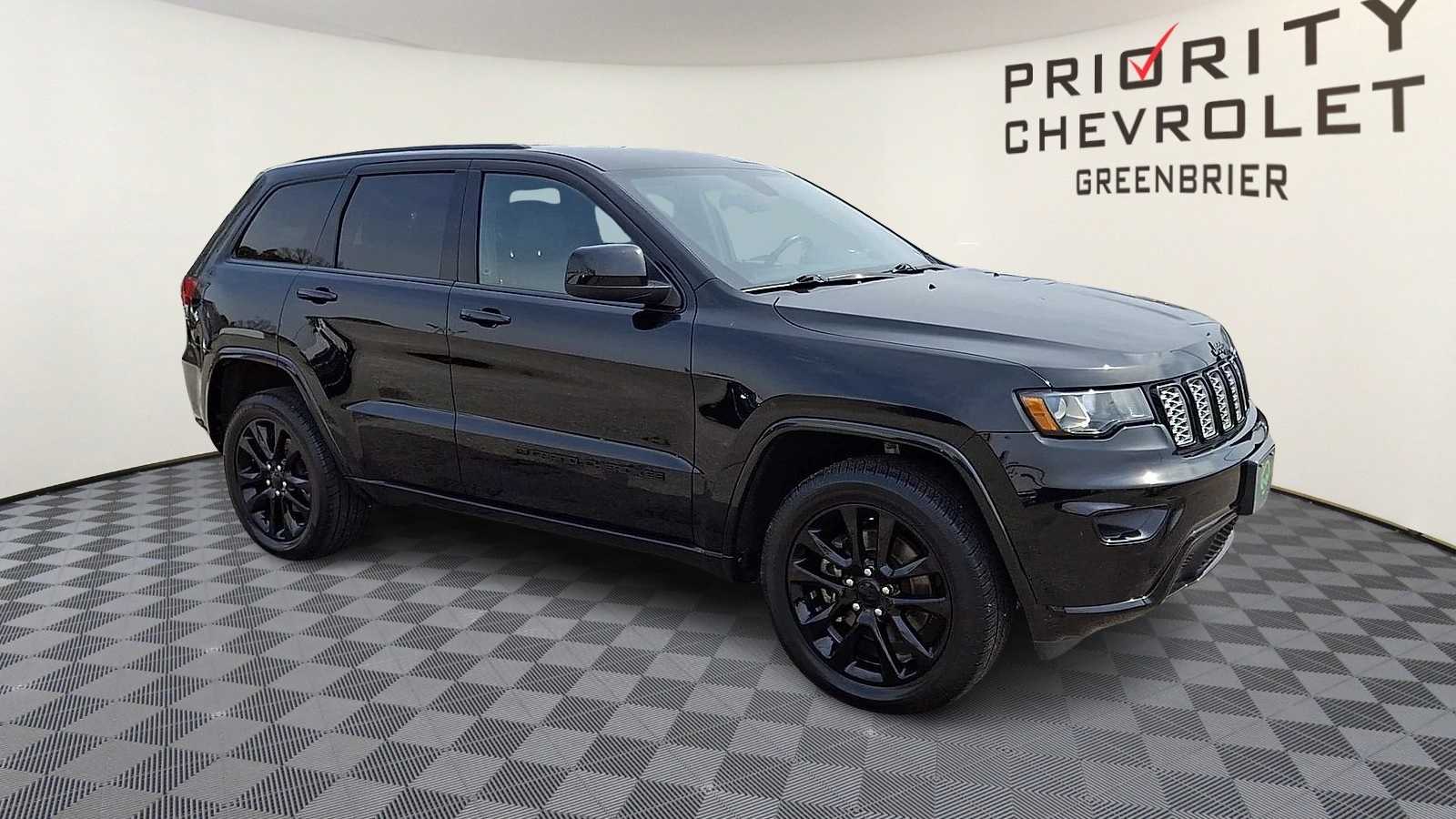 Thumbnail: 2022 Jeep Grand Cherokee - 2