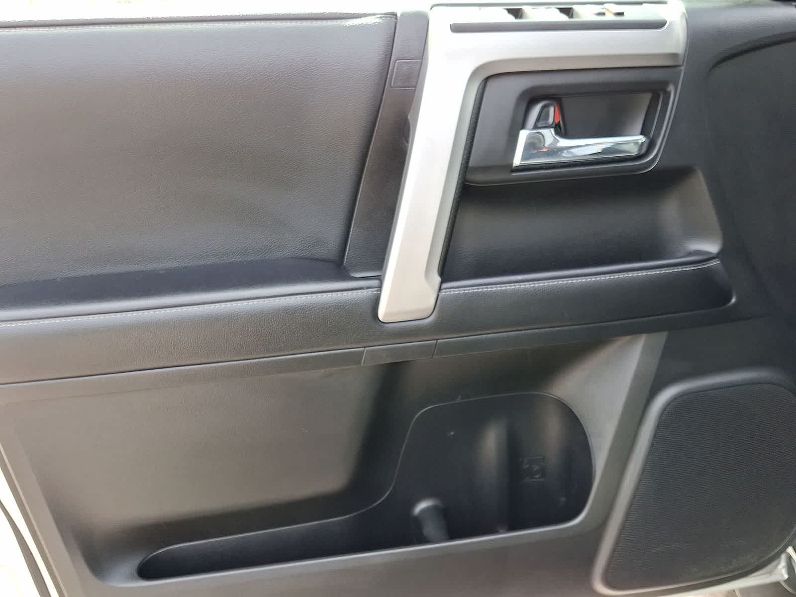 Thumbnail: 2020 Toyota 4Runner - 29