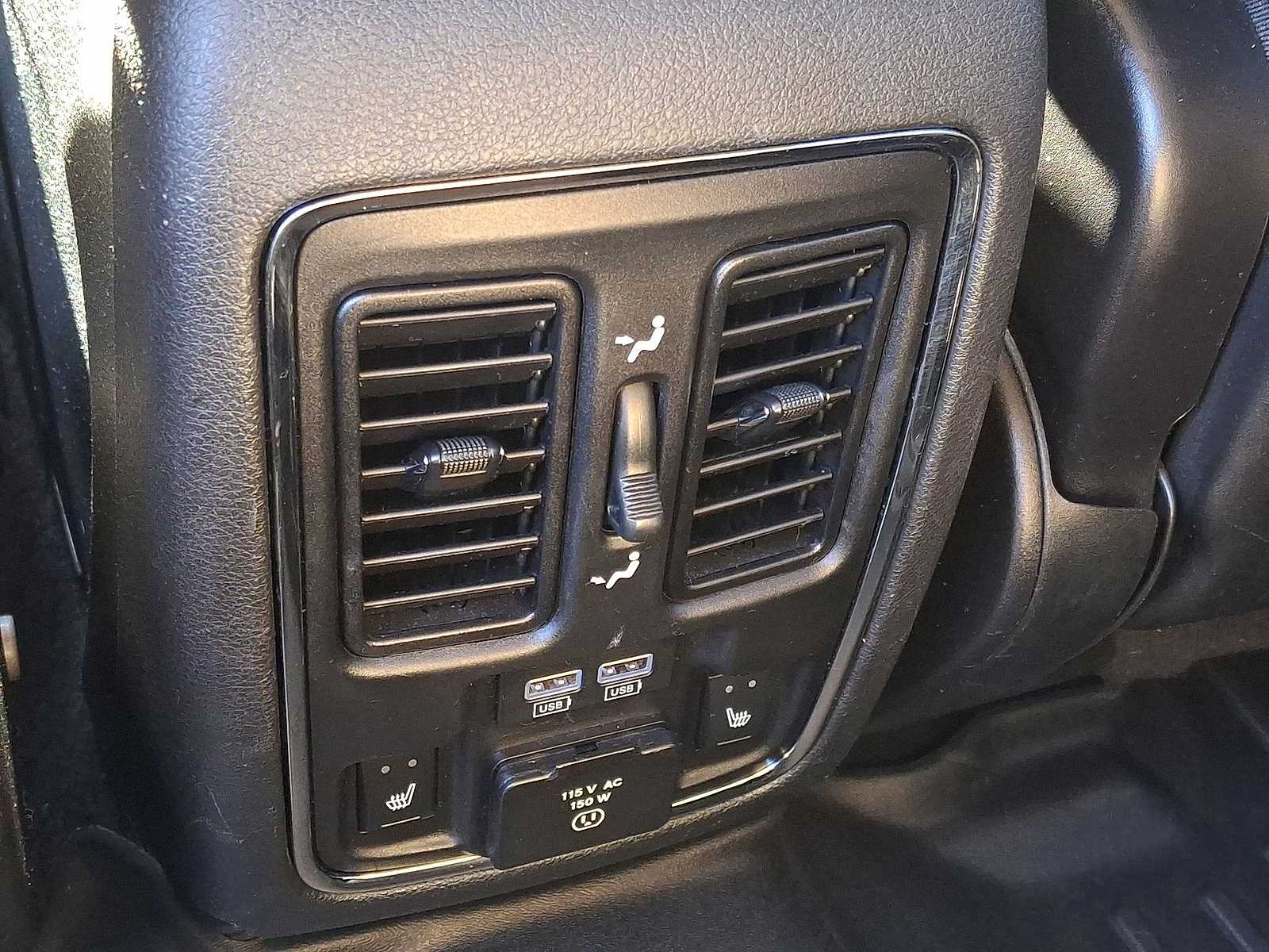 Thumbnail: 2017 Dodge Durango - 27