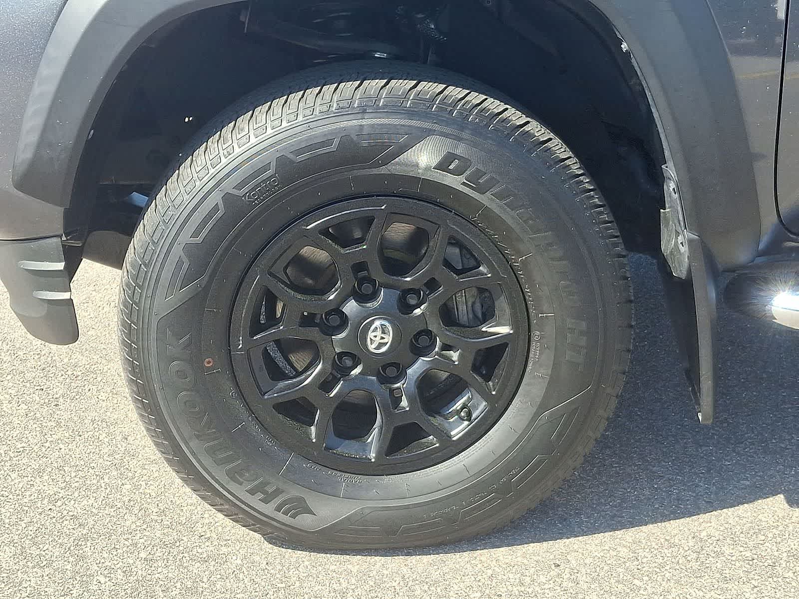 Thumbnail: 2023 Toyota Tacoma - 37